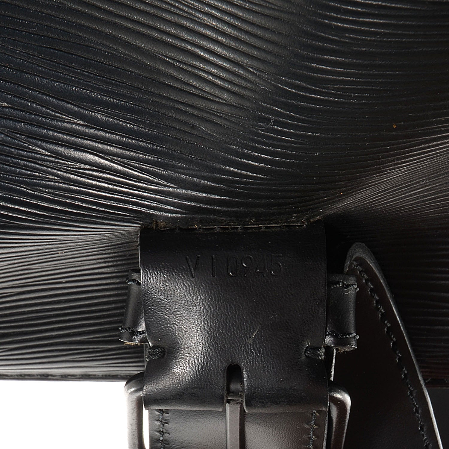 Louis Vuitton Epi Sac a Dos Drawstring Bag Black 8 of 8
