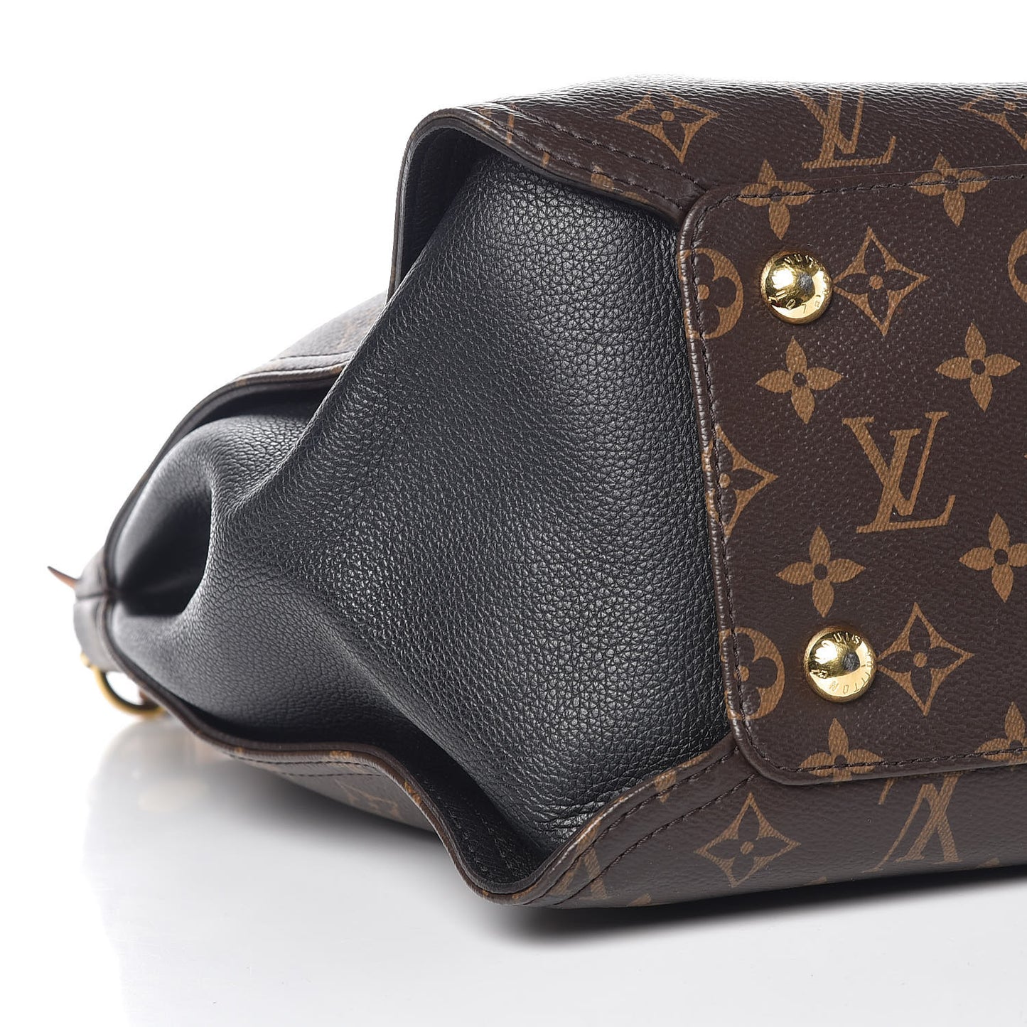 Monogram Gaia Black