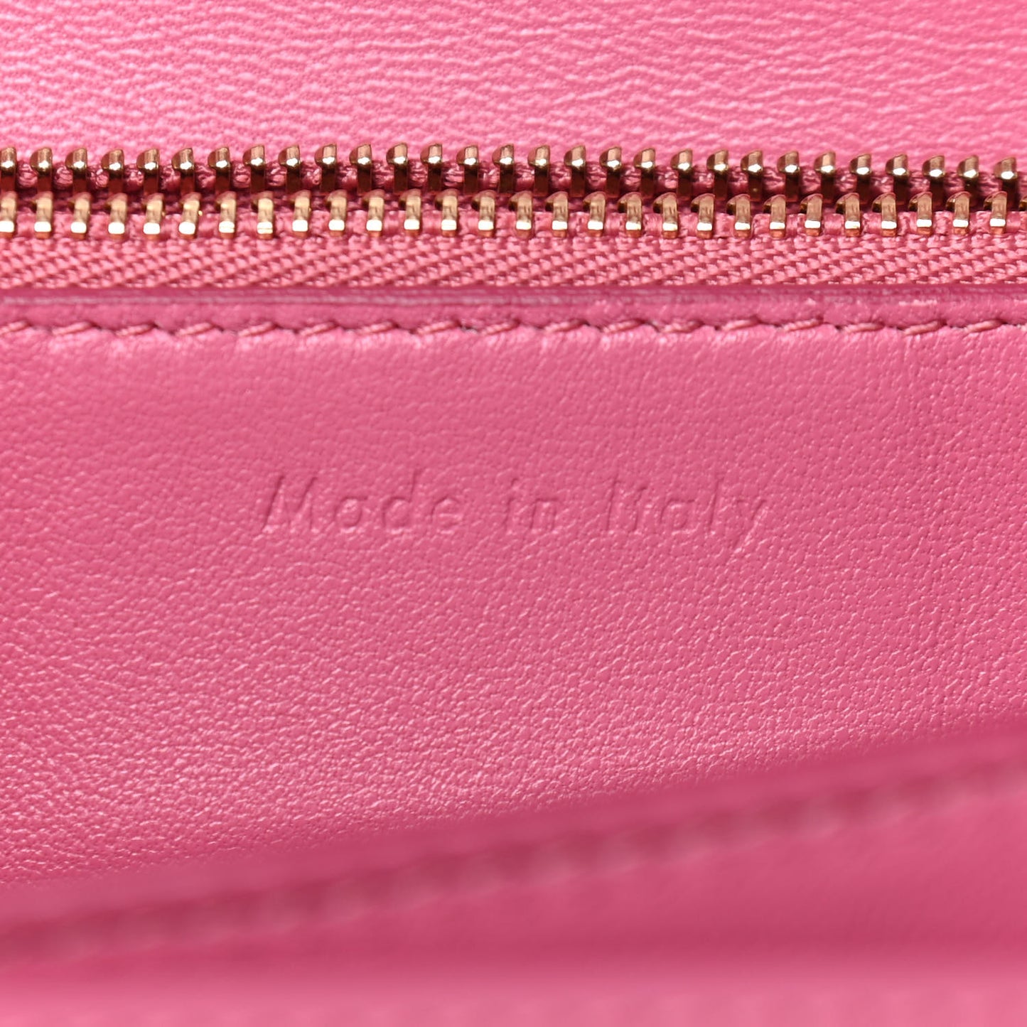Smooth Calfskin Medium Classic Box Flap Bag Pink
