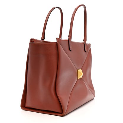 Valentino Garavani Nappa Large One Stud Handbag Gingerbread 3 of 18