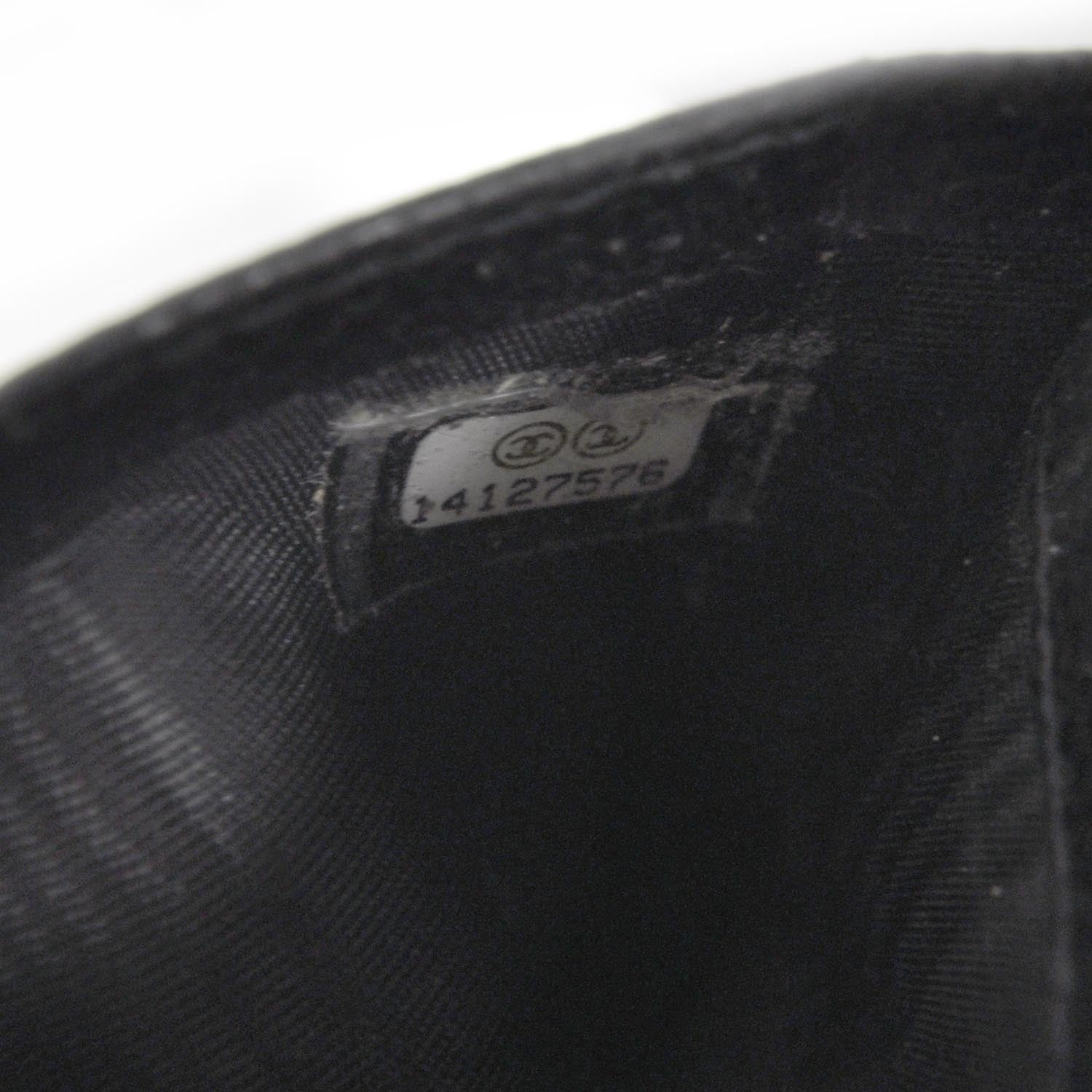 Chanel Caviar Quilted Card Holder Black 6 of 7