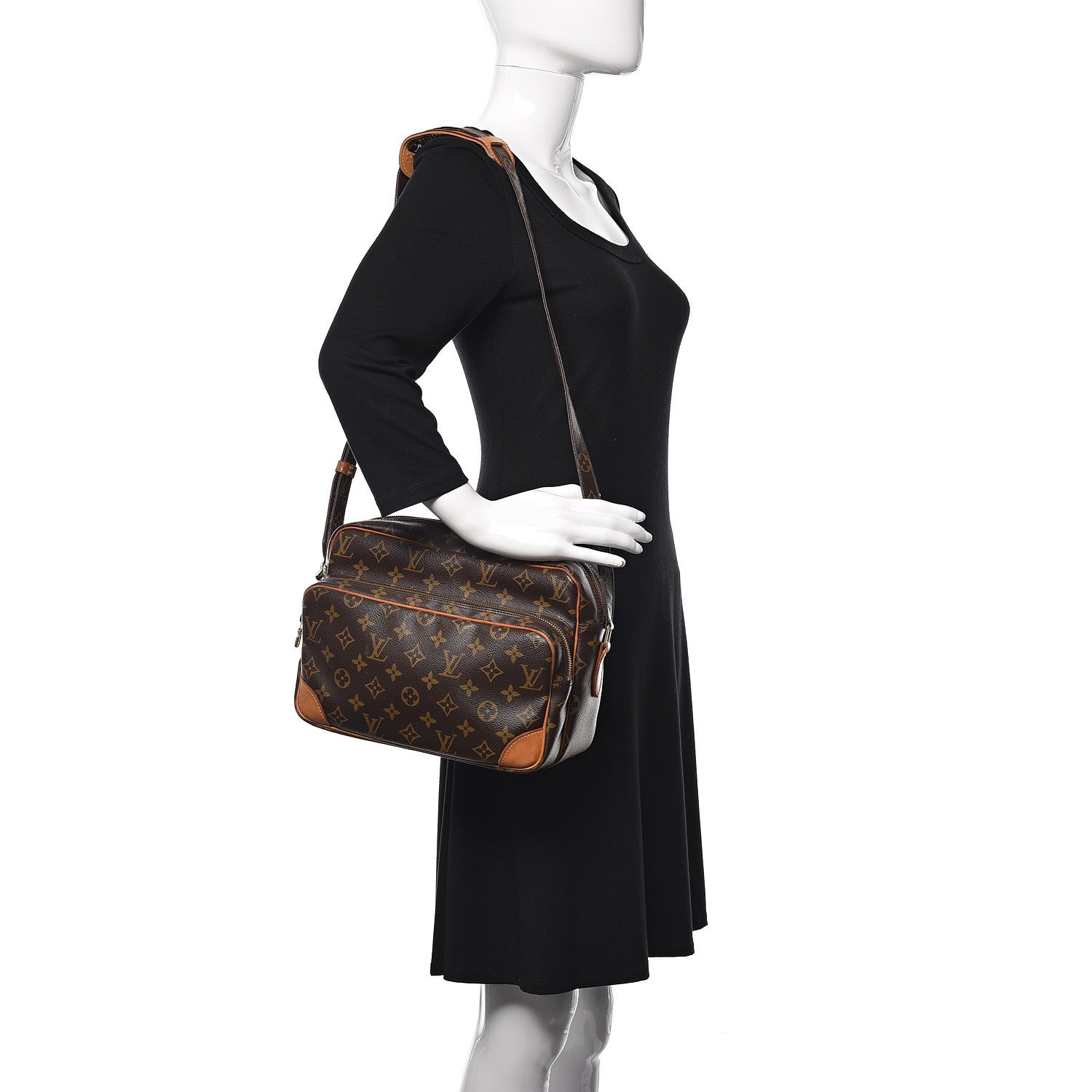 Louis Vuitton Monogram Nil 28 2 of 14