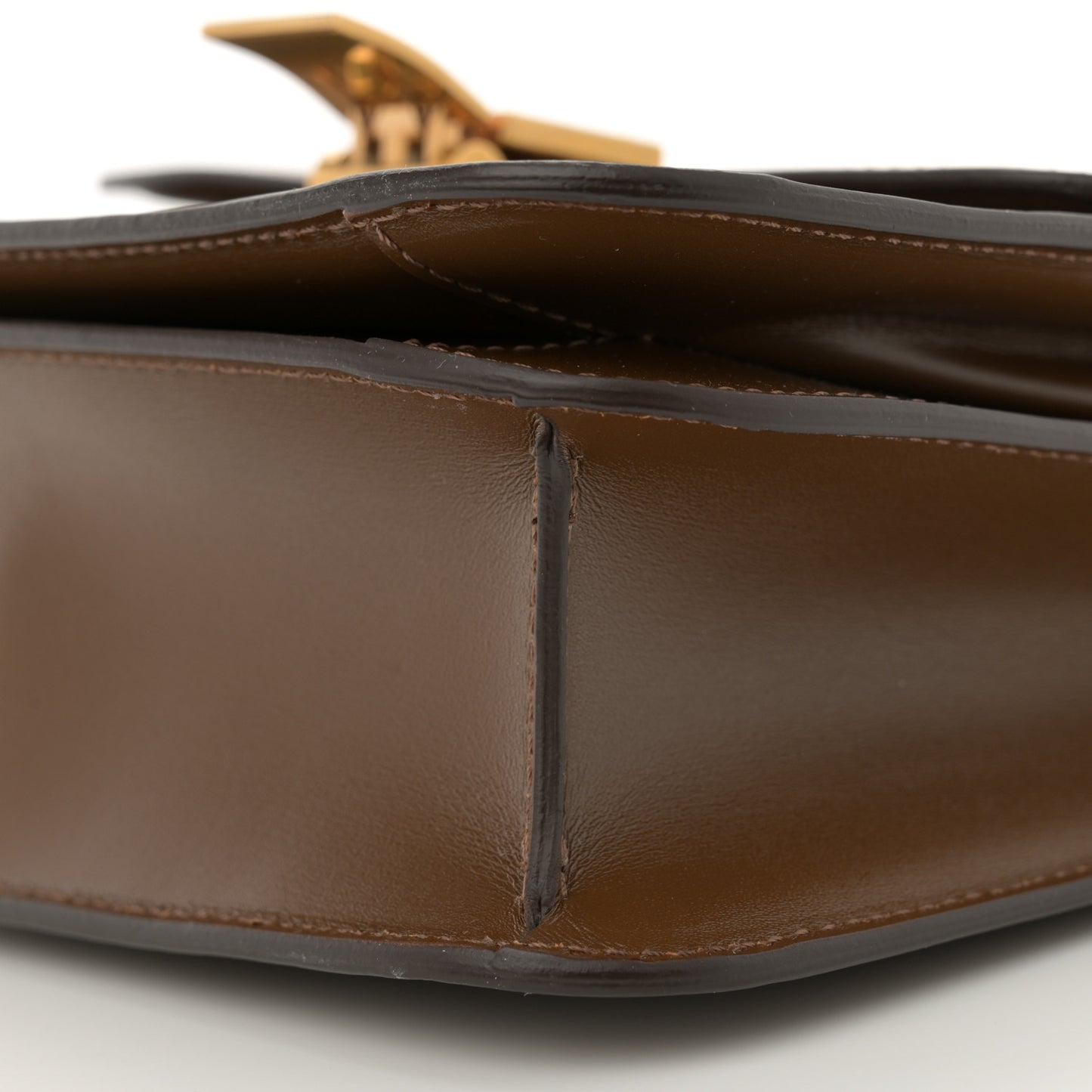 Box Calfskin Teen Classic Box Flap Bag Camel