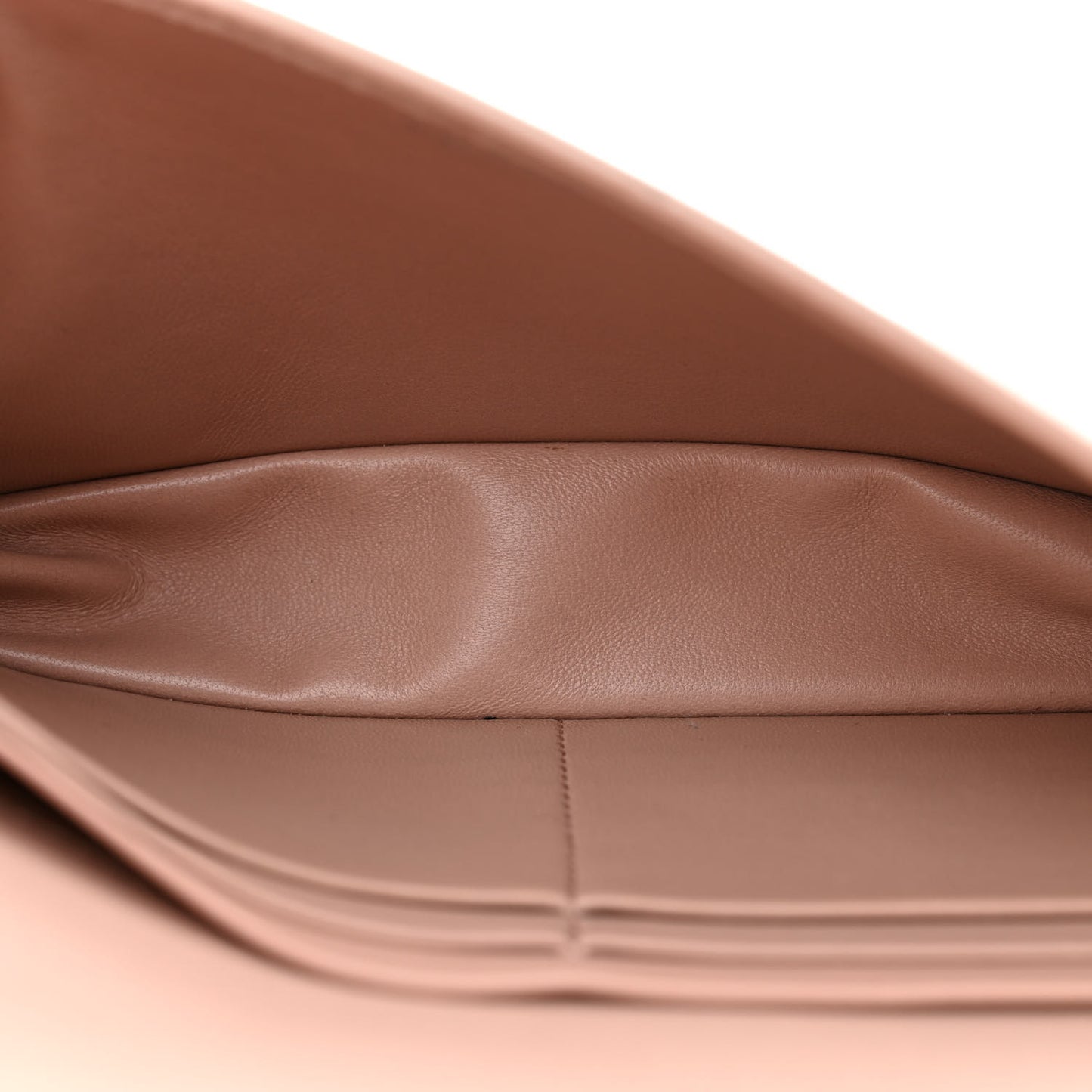 Soft Calfskin Impunture Diagramme Chain Wallet Cipria
