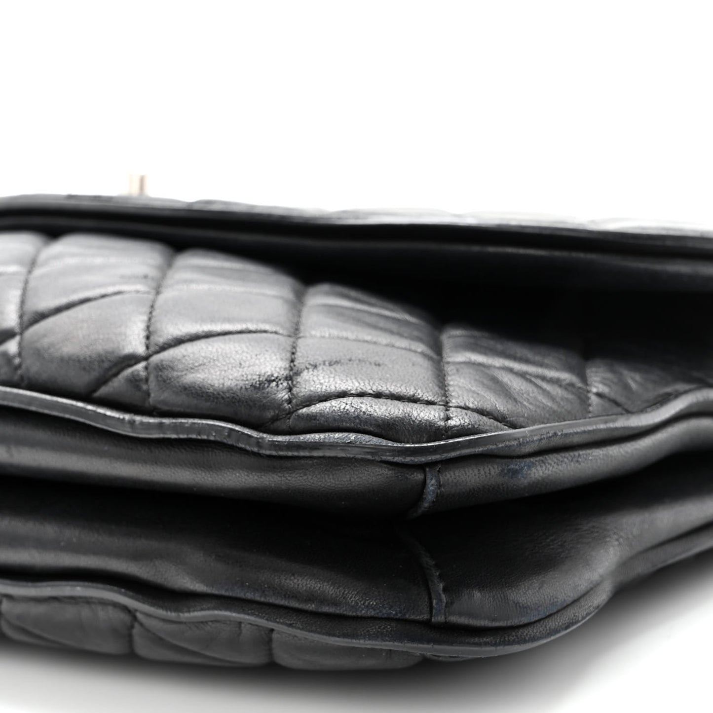 Lambskin Quilted Large Pagode Piping Flap Black