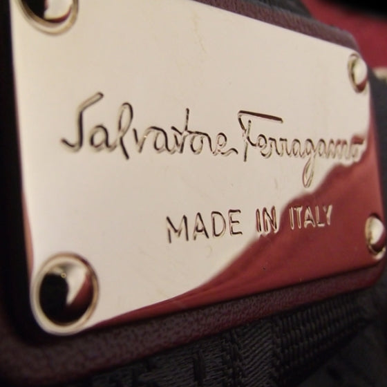 SALVATOREFERRAGAMOLeatherSofia