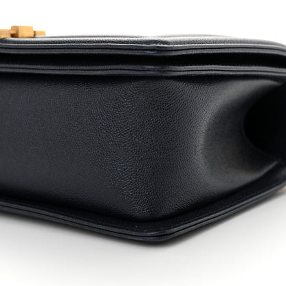 Chanel Caviar Quilted Medium Boy Flap Navy 10 of 10