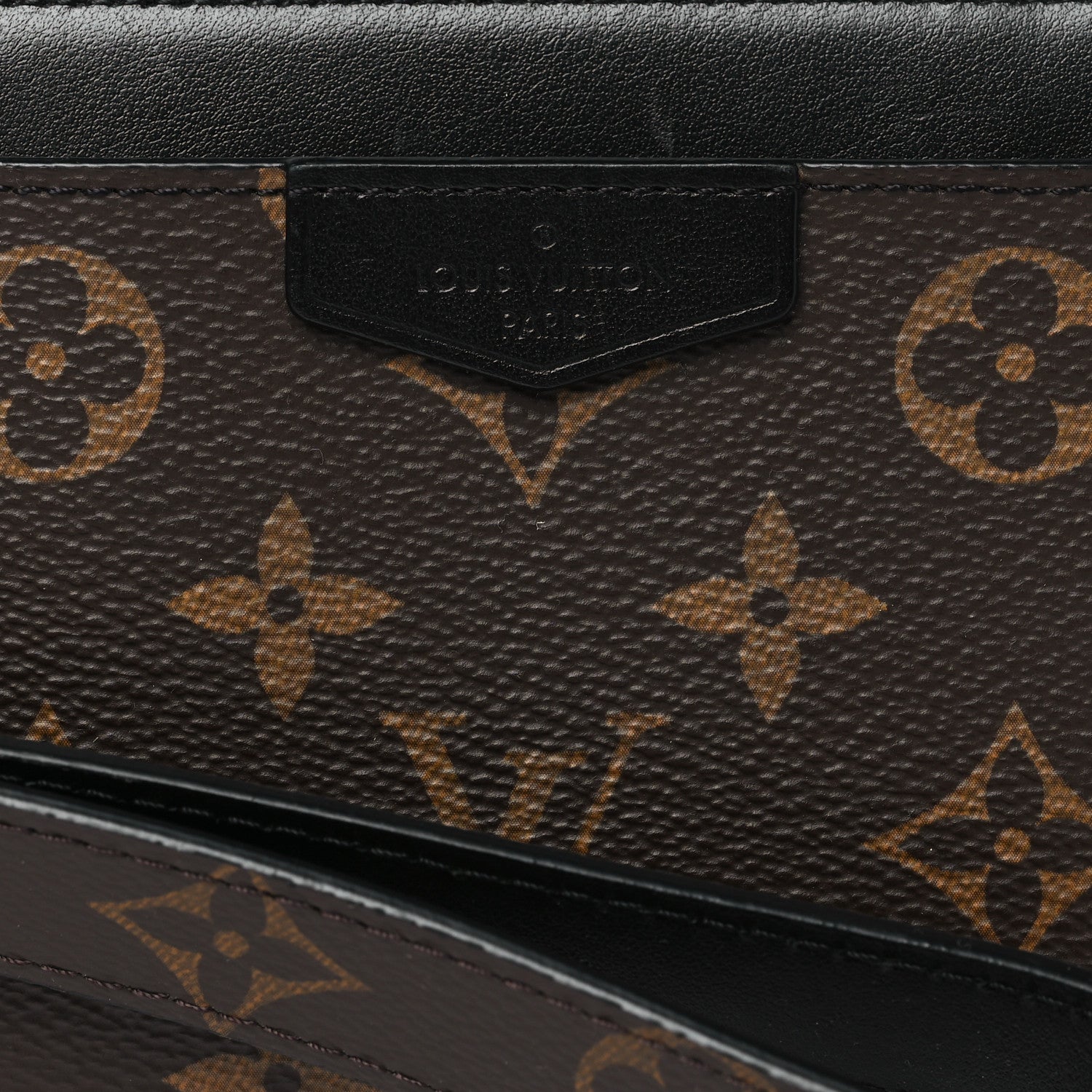 Louis Vuitton Monogram Dragonne Zippy Wallet 7 of 8
