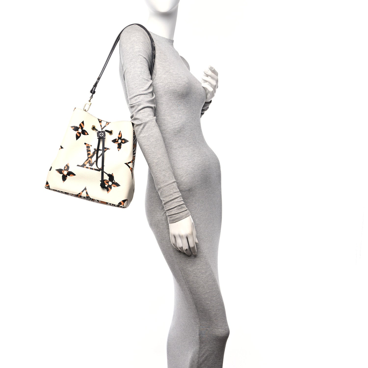 Louis Vuitton Monogram Giant Jungle NeoNoe  Ivory 3 of 10