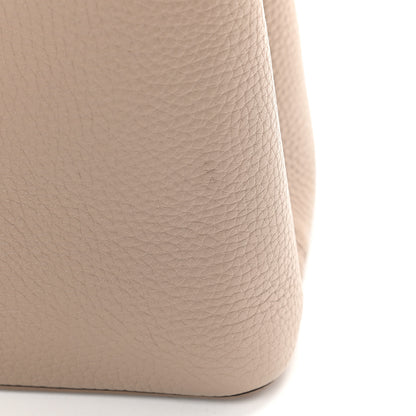 Louis Vuitton Taurillon Capucines MM Galet Coral Pebble 11 of 13
