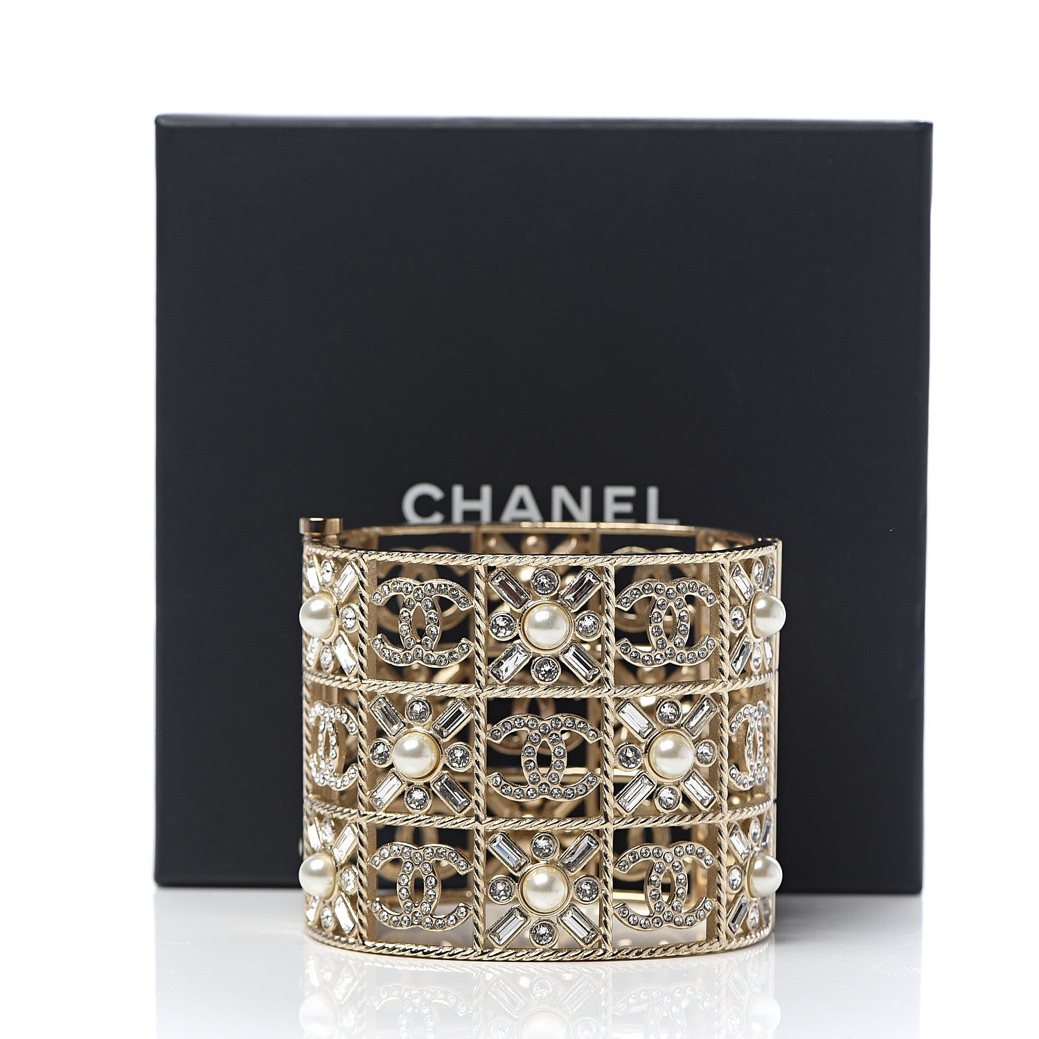 Chanel Crystal Pearl CC Cuff Bracelet Gold 5 of 5