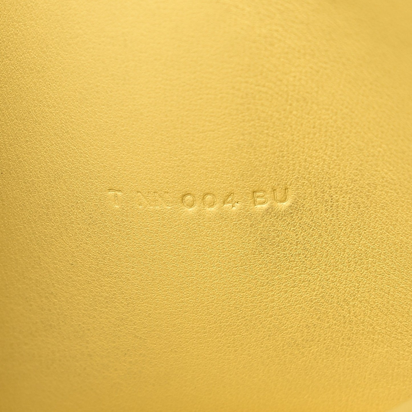 Togo Dogon Recto Verso Wallet Jaune Poussin