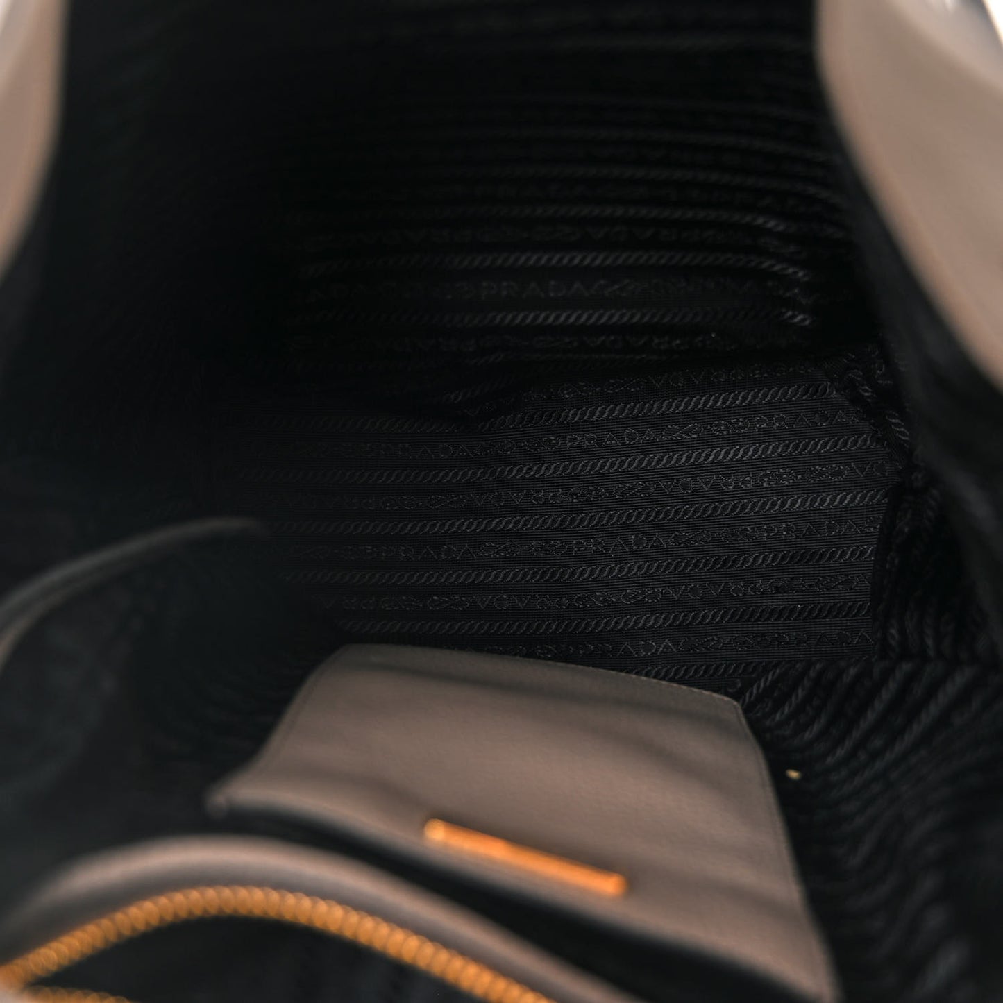 Vitello Daino Backpack Argilla