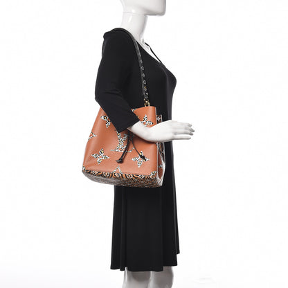 Louis Vuitton Monogram Giant Jungle NéoNoé Caramel 2 of 10