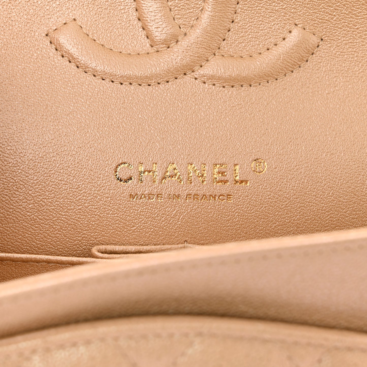 Iridescent Caviar Quilted Medium Double Flap Beige