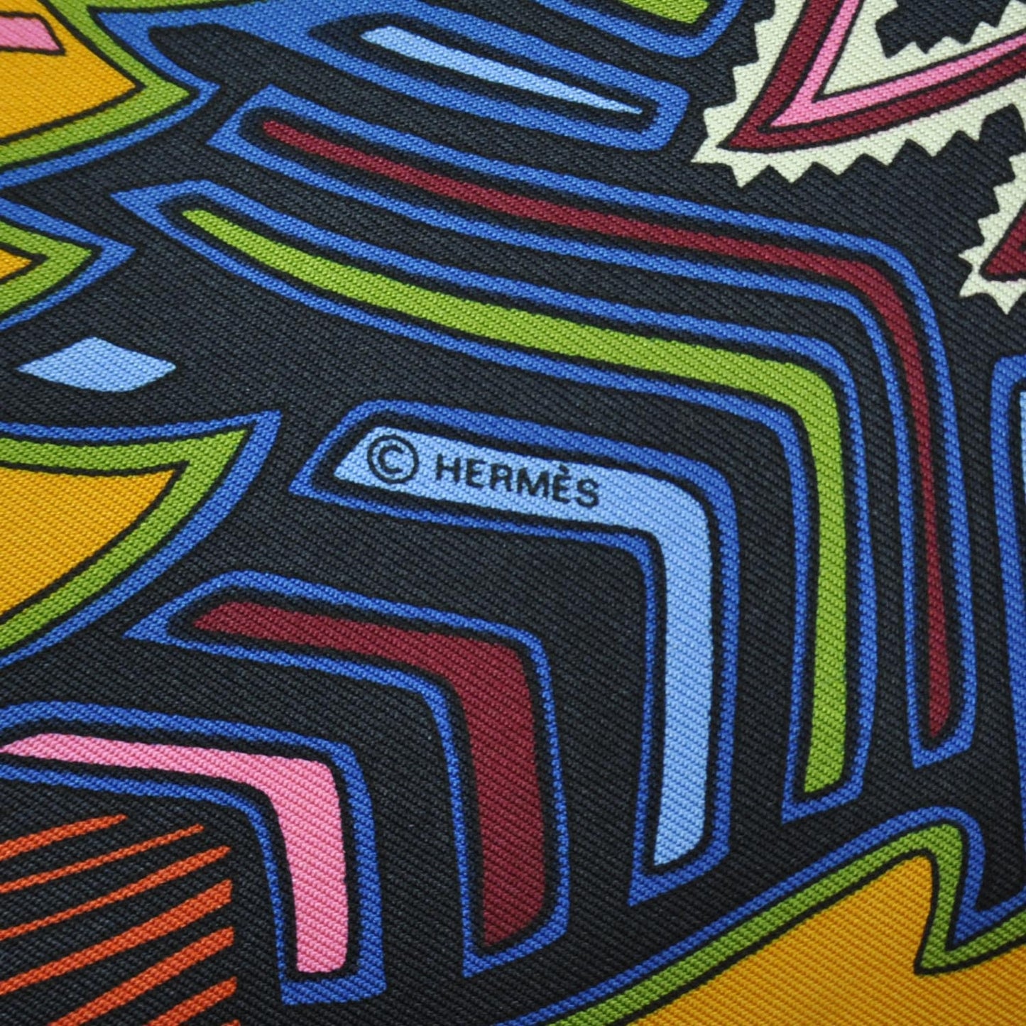 Silk Legende Kuna de Peuple Panama Scarf 90