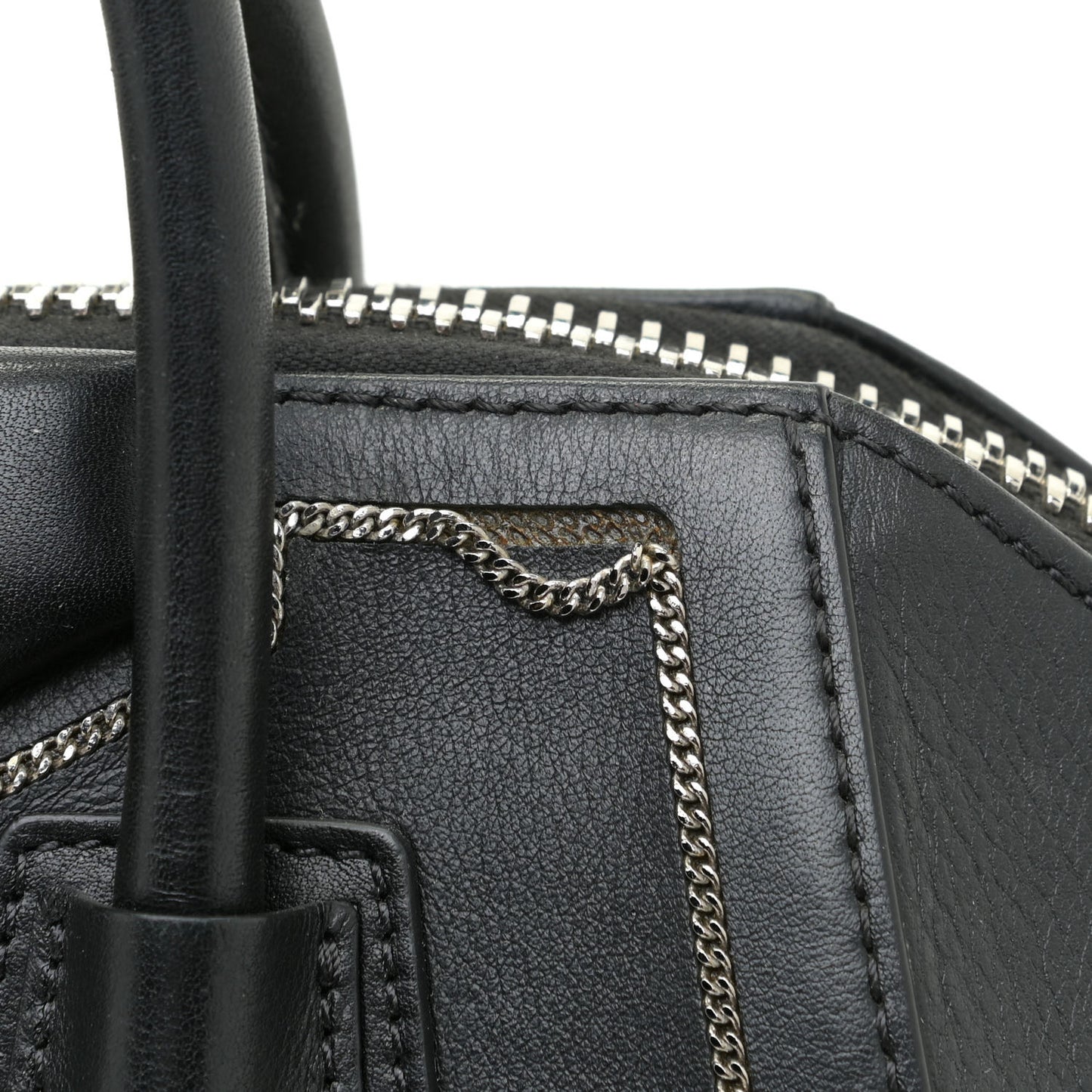 Buffed Calfskin Small Chain Antigona Black