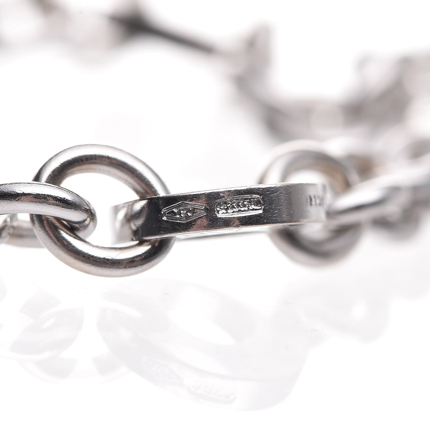 18K White Gold Link Bracelet