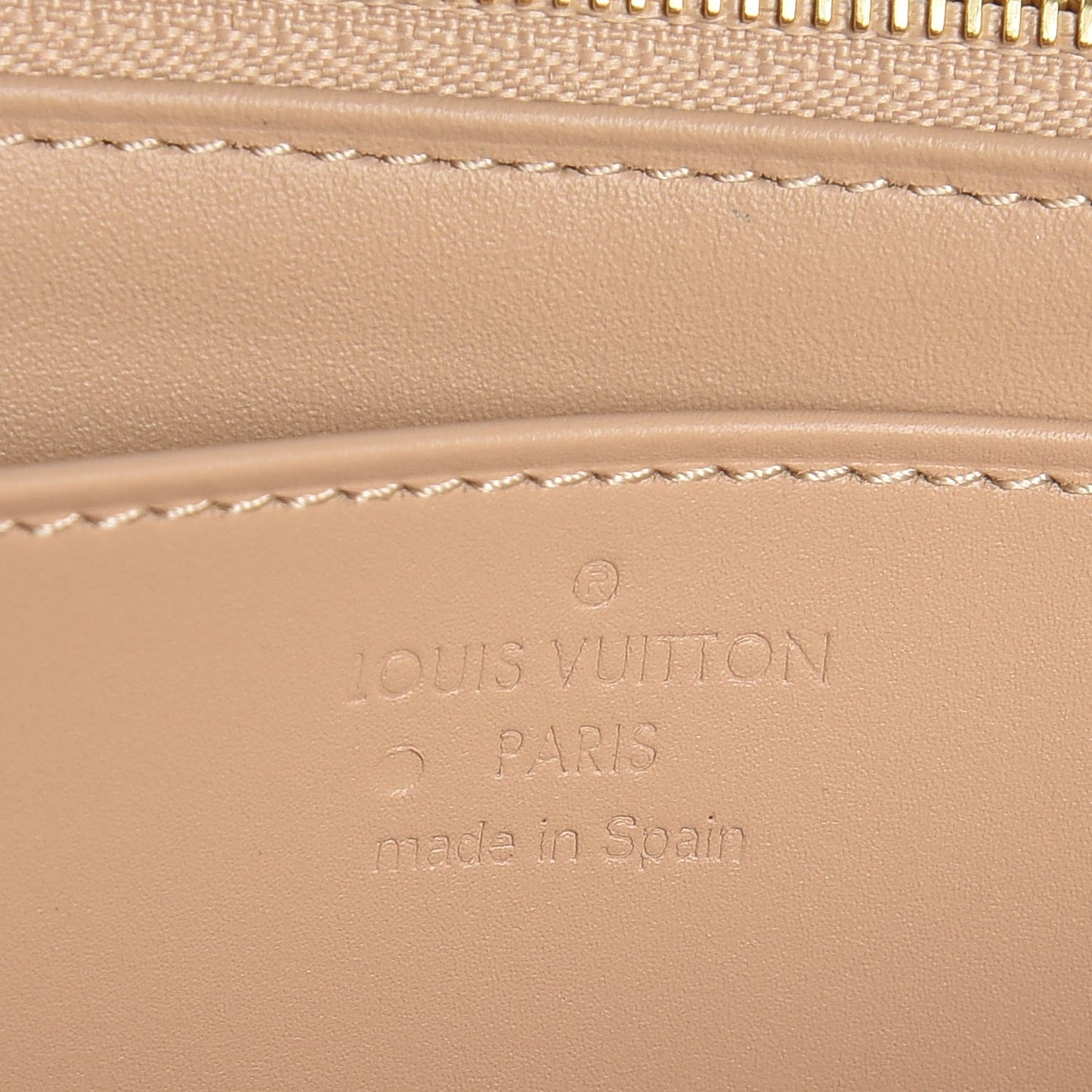 Patent Louise Wallet Dune