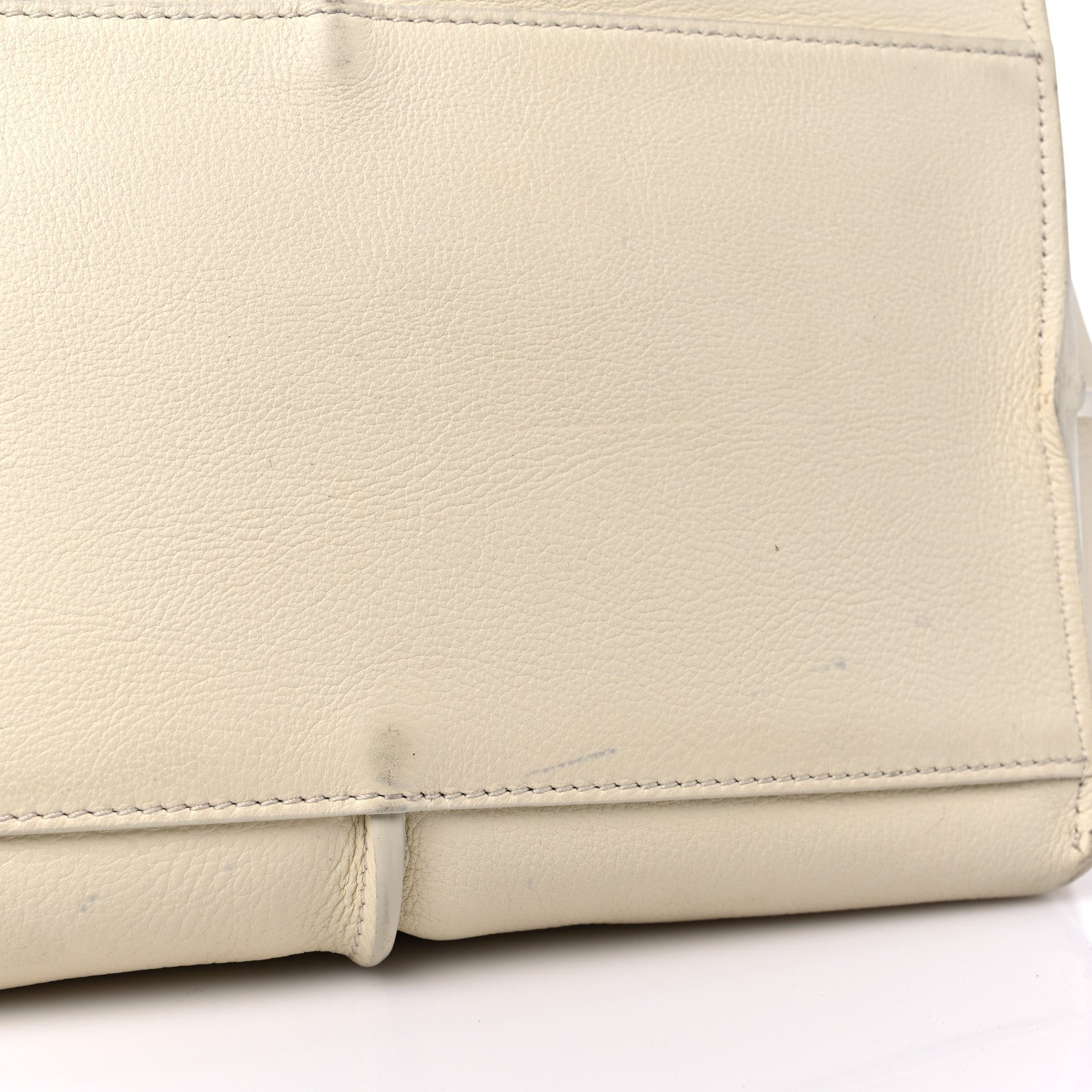 Chloe Smooth Calfskin Medium Vick Tote Off White 13 of 16