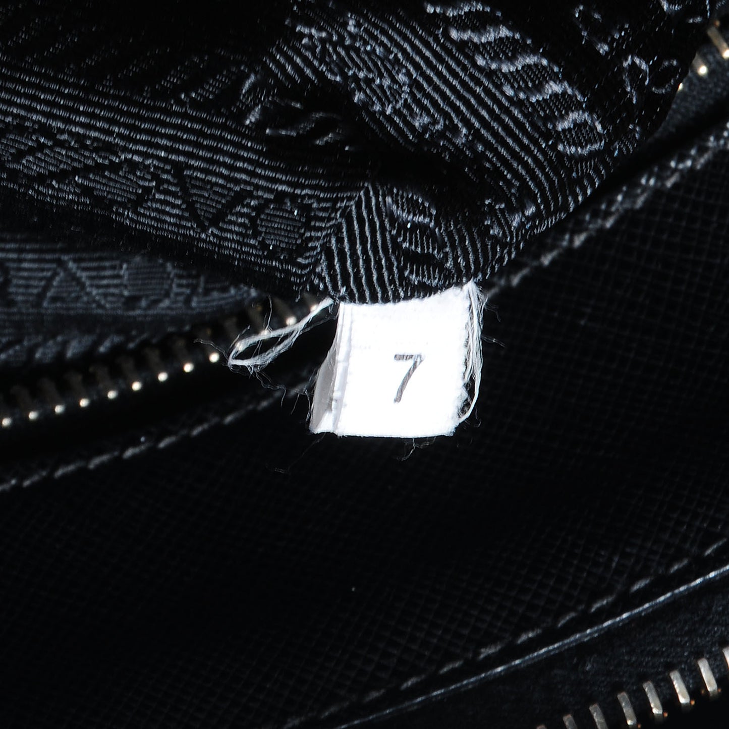 Saffiano Lux Small Double Zip Tote Nero Black