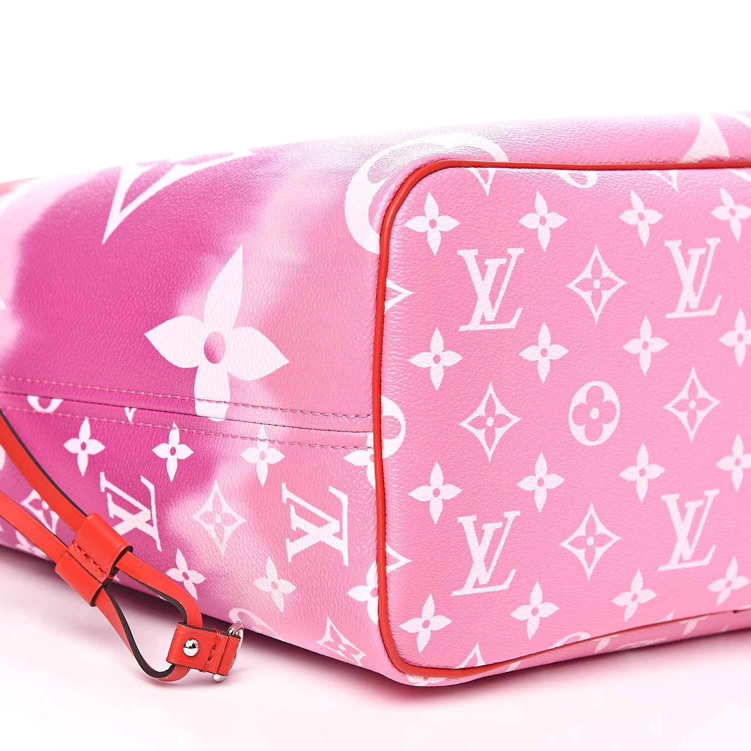 Louis Vuitton Monogram Escale Neverfull MM Rouge 9 of 11