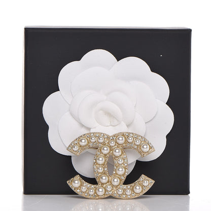 Chanel Pearl Crystal CC Brooch Gold 5 of 5