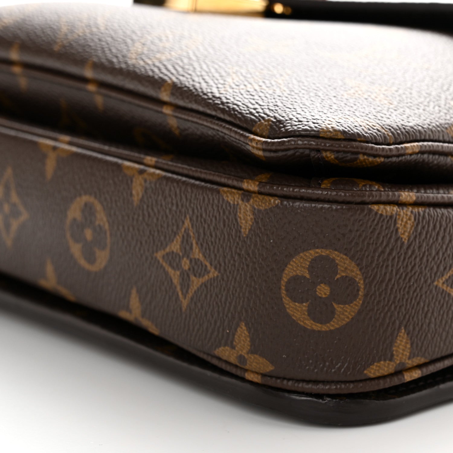 Louis Vuitton Monogram Pochette Metis 10 of 10
