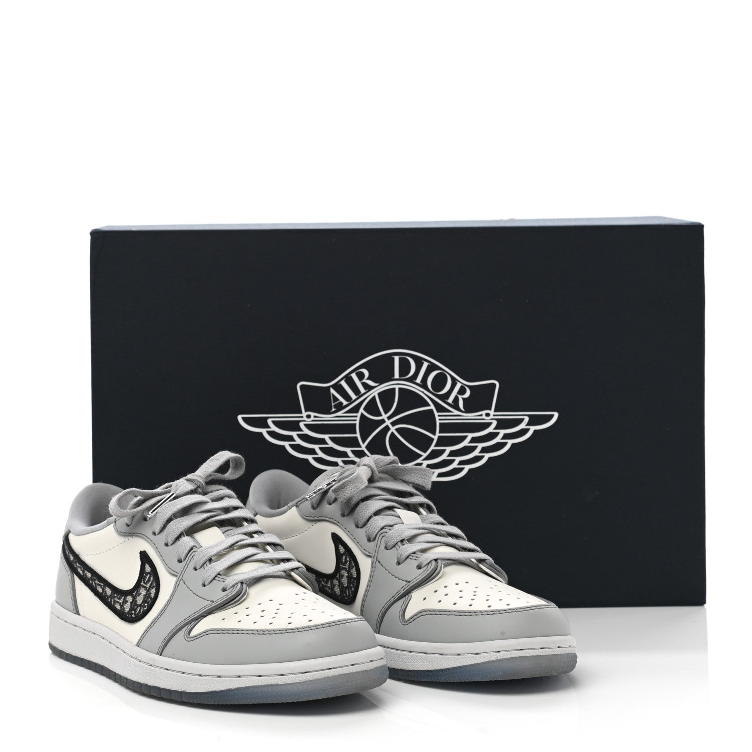 Christian Dior X NIKE AIR JORDAN Calfskin Mens Oblique Low Sneakers 39 Beige White 17 of 17