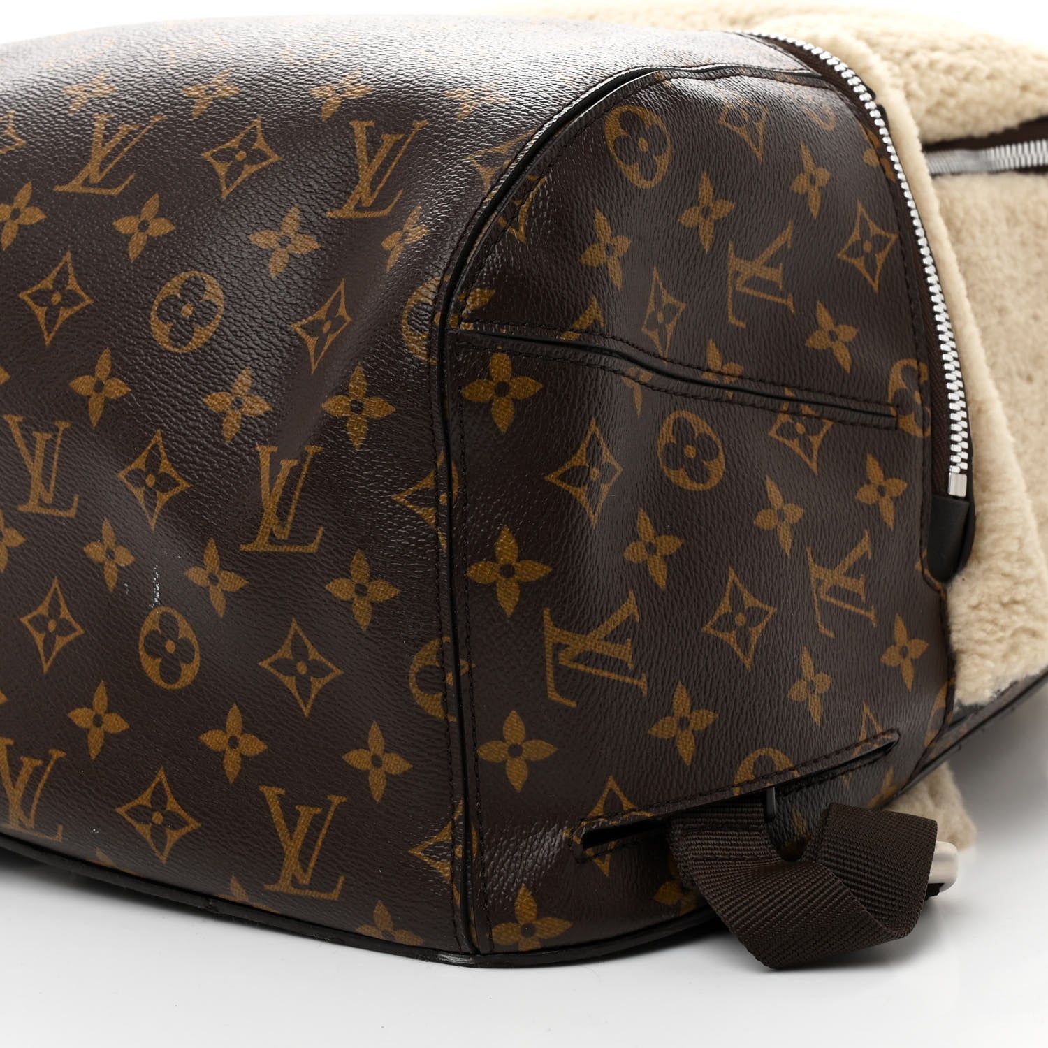 Louis Vuitton Shearling Monogram Marc Newson Fleece Pack Beige 10 of 10
