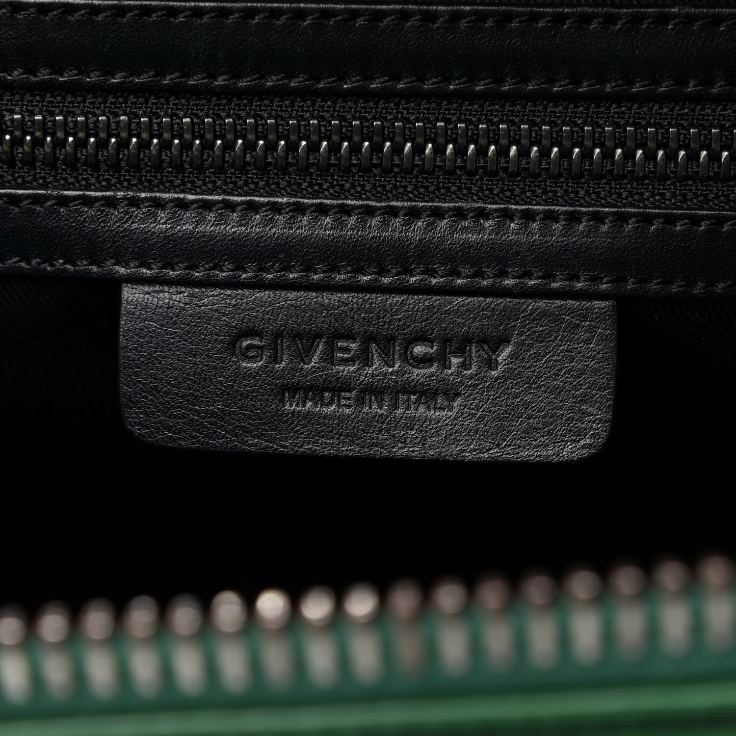 Givenchy Shiny Lord Calfskin Small Antigona Emerald 6 of 13