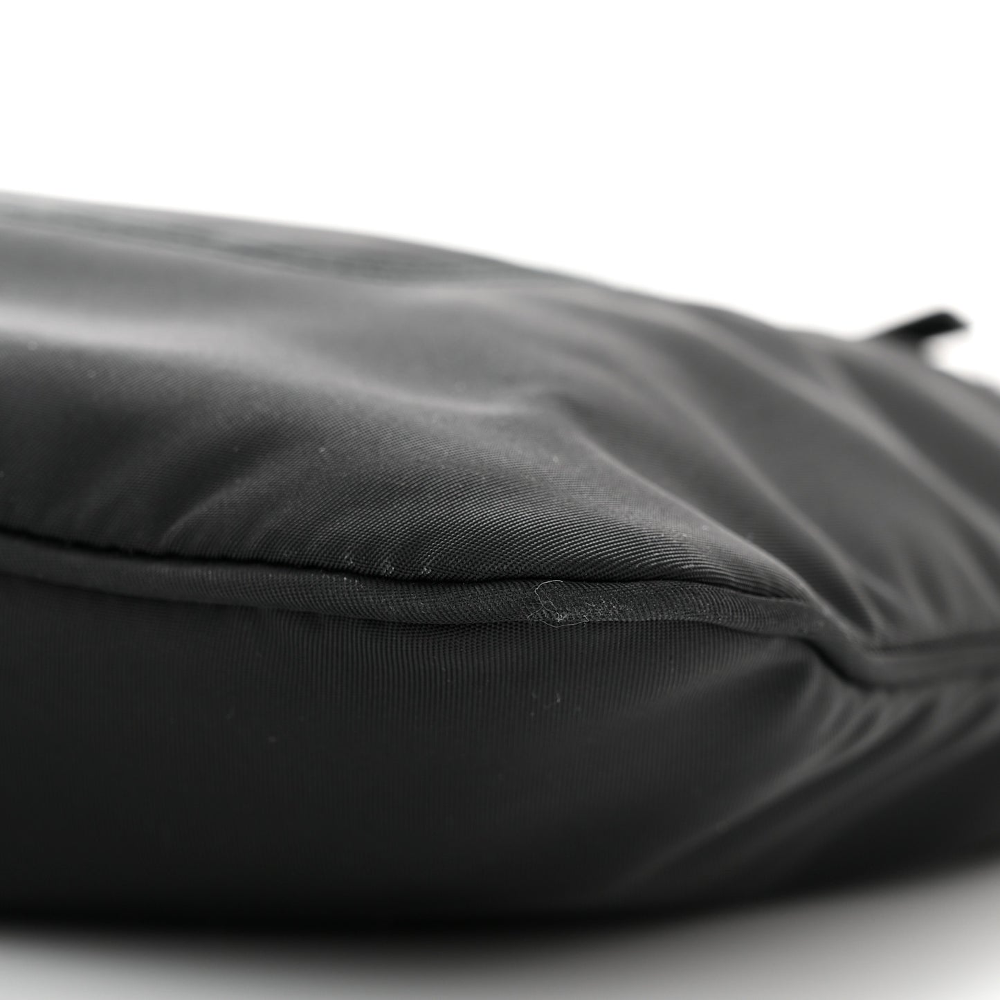 Tessuto Nylon Saffiano Flat Messenger Bag Black