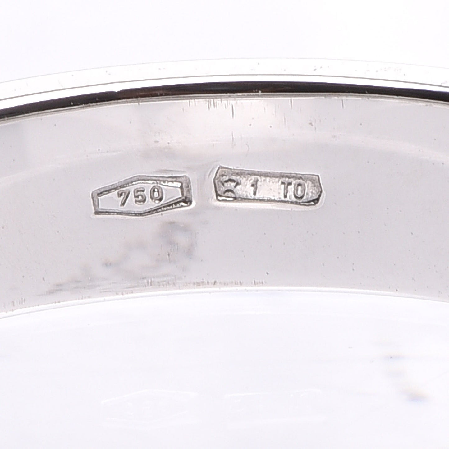 18K White Gold 4mm Icon Thin Band Ring 56 7.5
