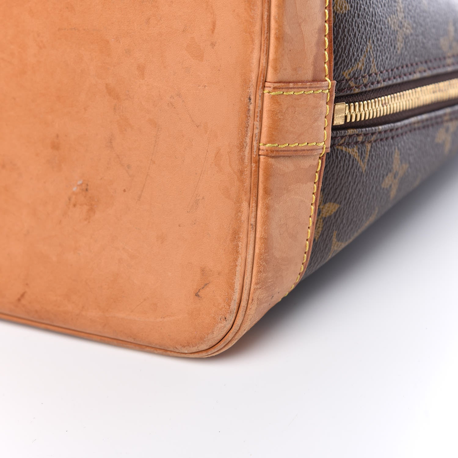 Louis Vuitton Monogram Alma PM 15 of 16