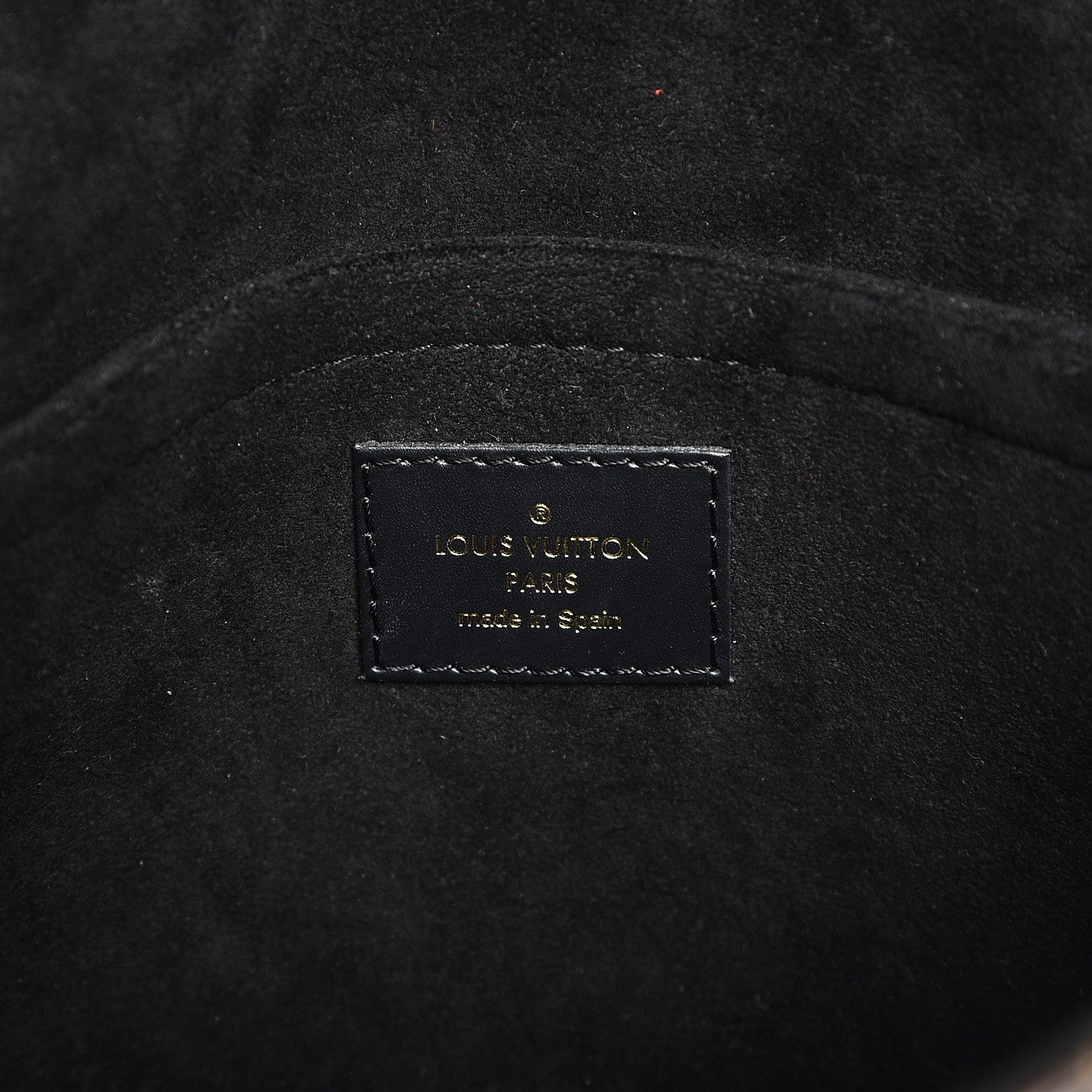 Louis Vuitton Epi Monogram Saint Michel Black 6 of 7