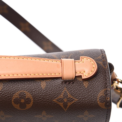 Louis Vuitton Monogram Pochette Metis 10 of 12