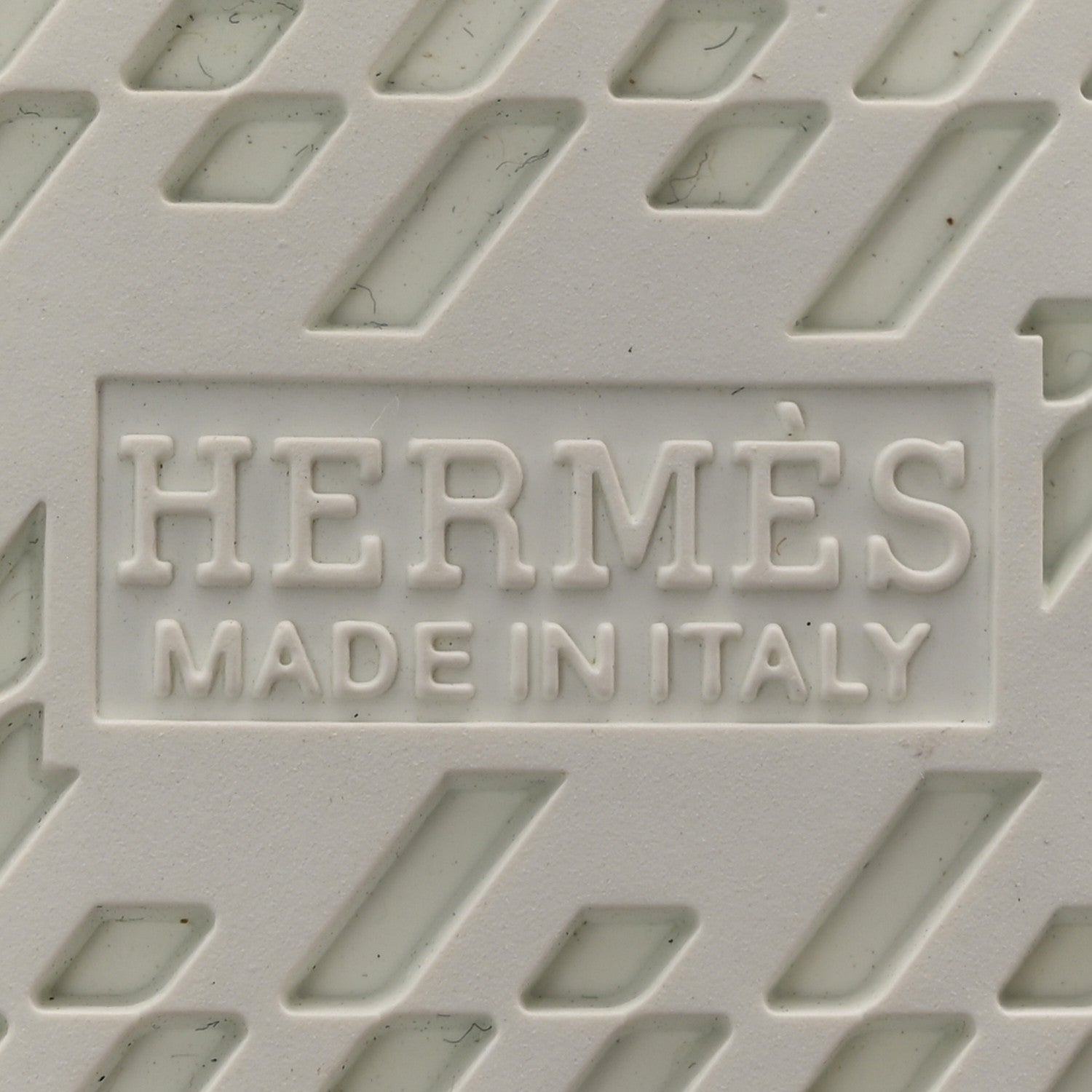 Hermes Taurillon Clemence Kelly Retourne 28 Etoupe 16 of 39