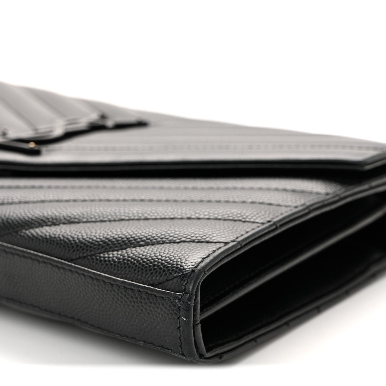 Saint Laurent Grain De Poudre Matelasse Chevron Monogram Monochrome Chain Wallet Black 9 of 9