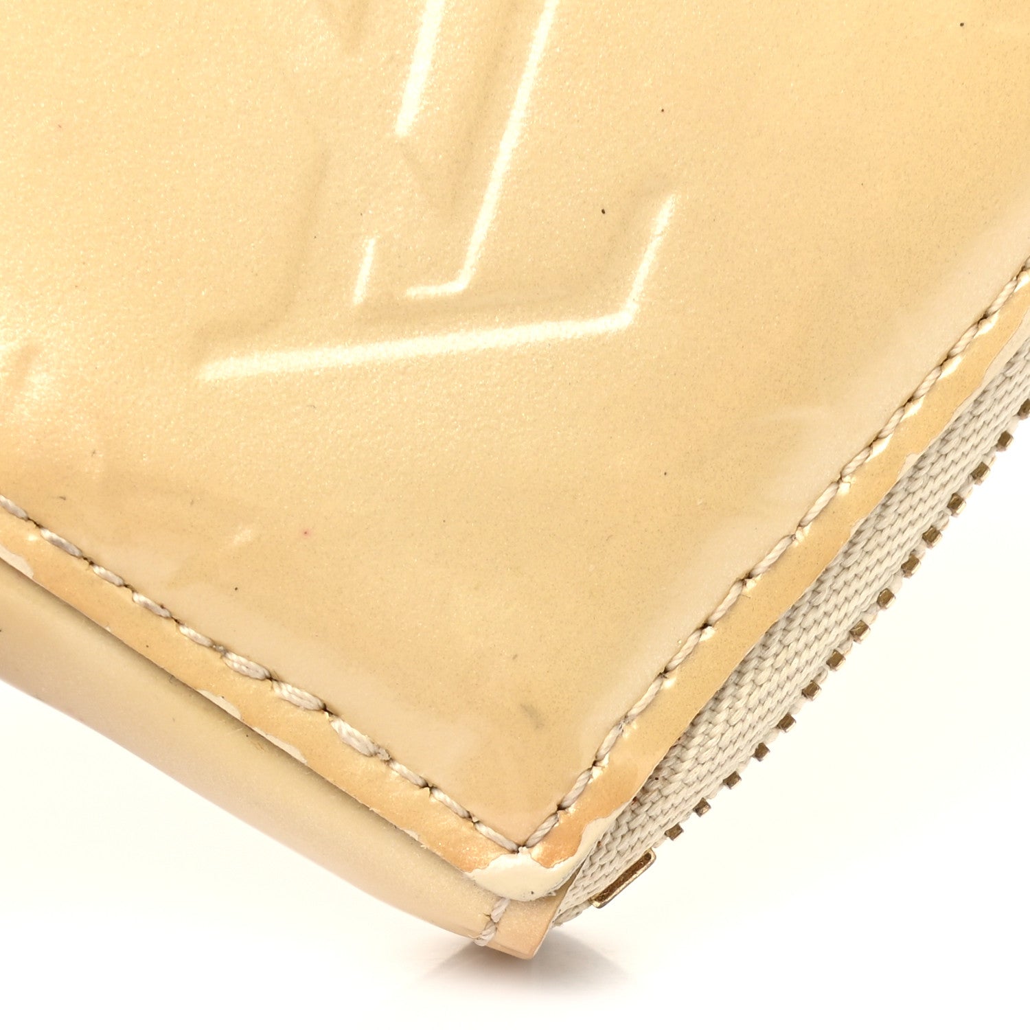 Louis Vuitton Vernis Heart Coin Purse Blanc Corail 6 of 9