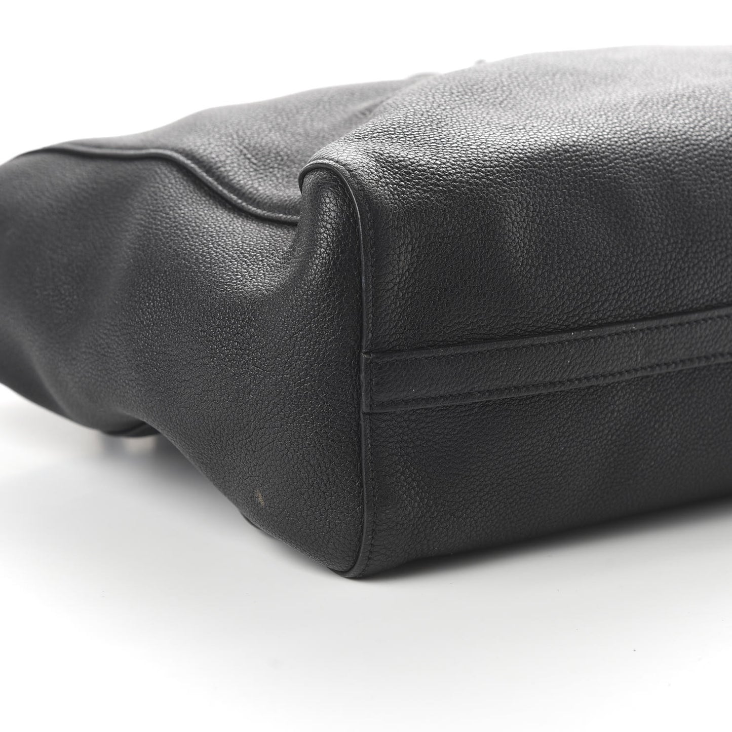 Vitello Daino Tote Black