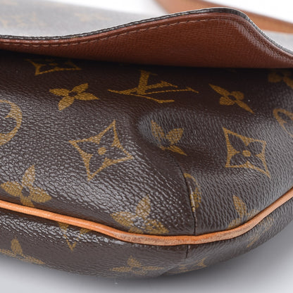 Louis Vuitton Monogram Musette Tango 12 of 12