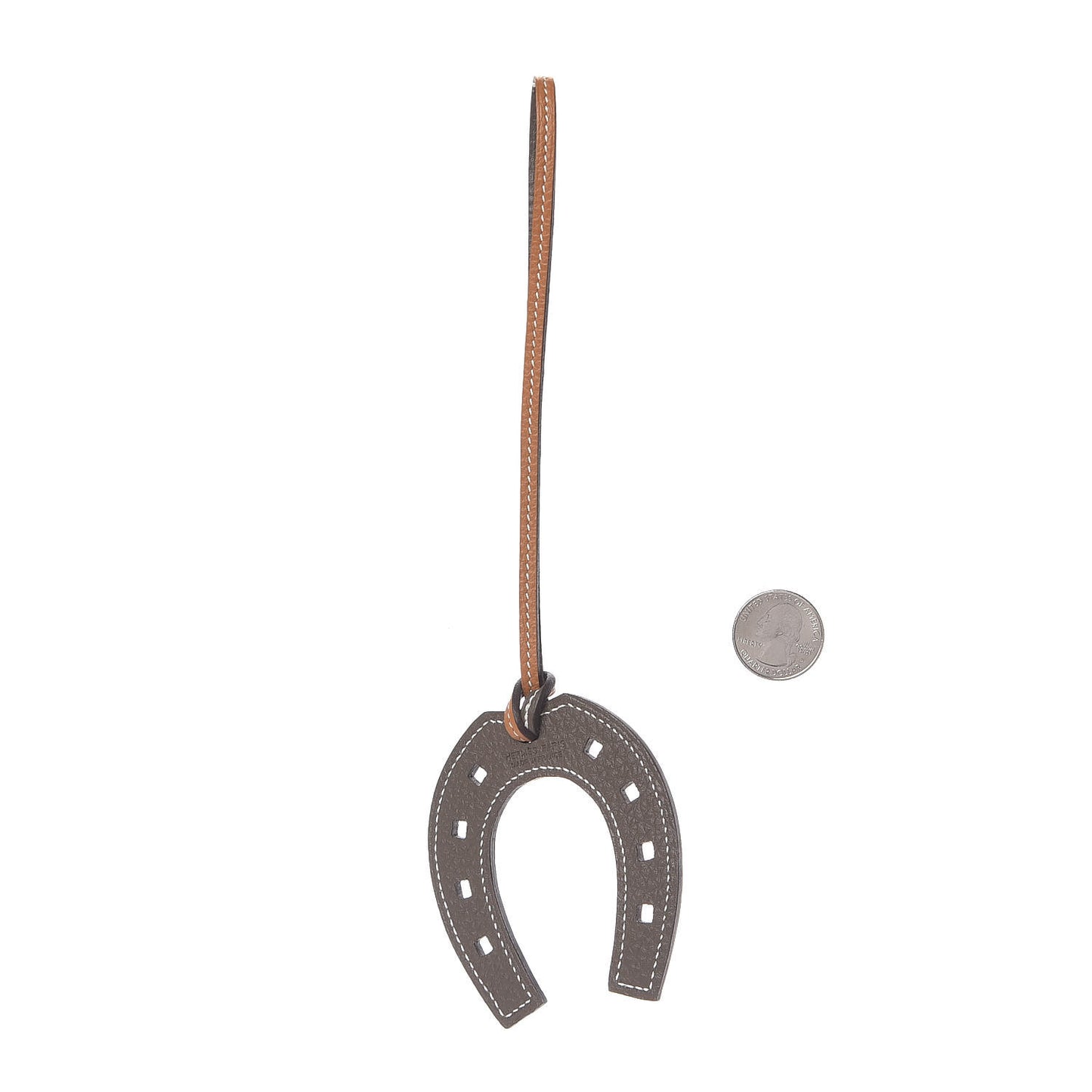 Togo Paddock Horseshoe Bag Charm Etain Gold