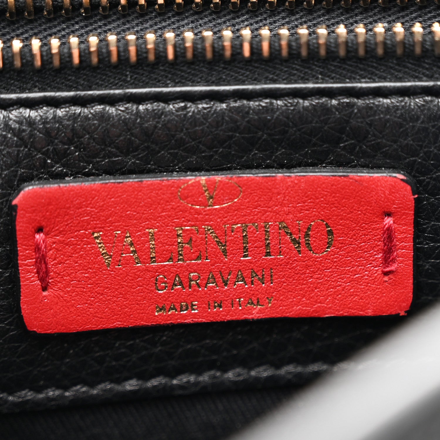 Valentino Garavani Pebbled Calfskin Rockstud Single Handle Flap Bag Black 6 of 11