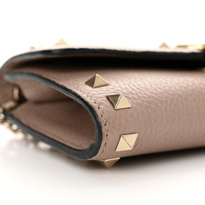 Valentino Garavani Pebbled Calfskin Rockstud Flip Lock Wallet On Chain Poudre 8 of 13