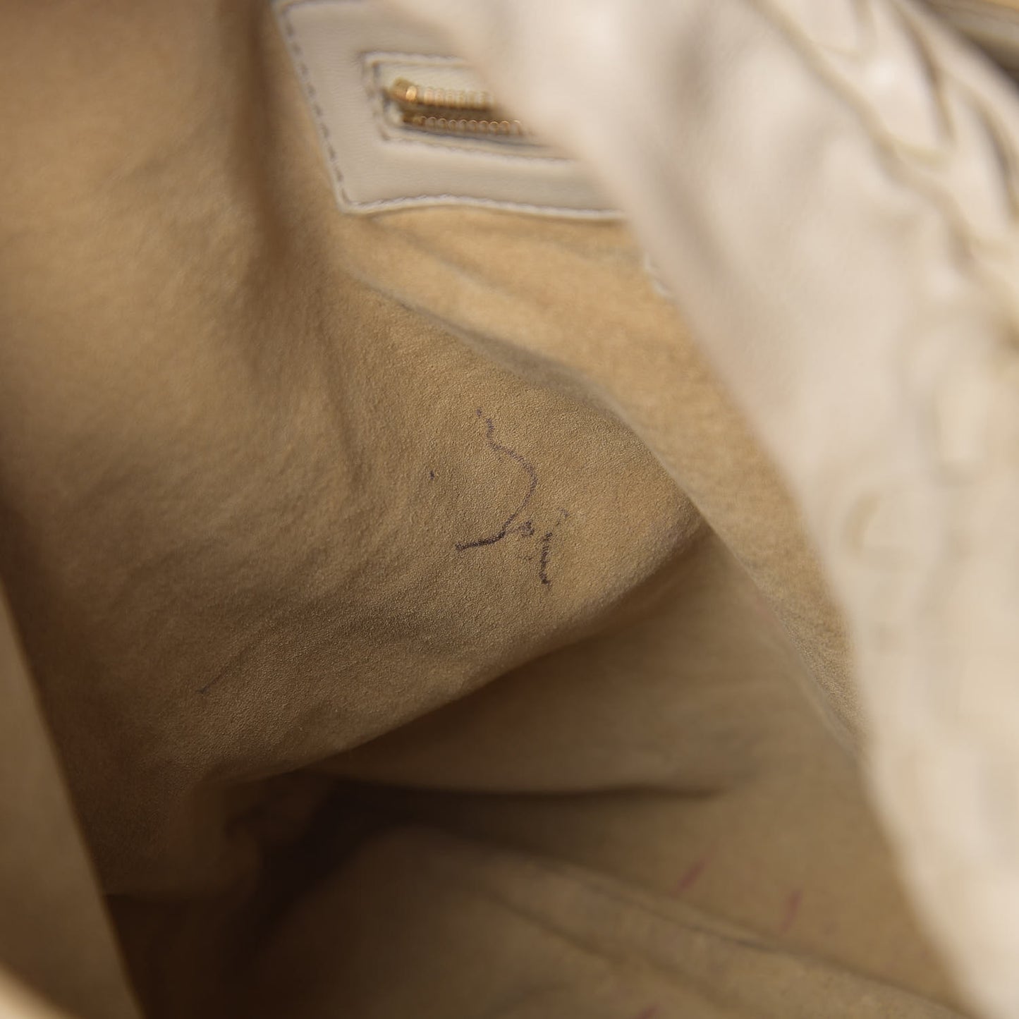 Nappa Intrecciato Large Veneta Hobo Limo