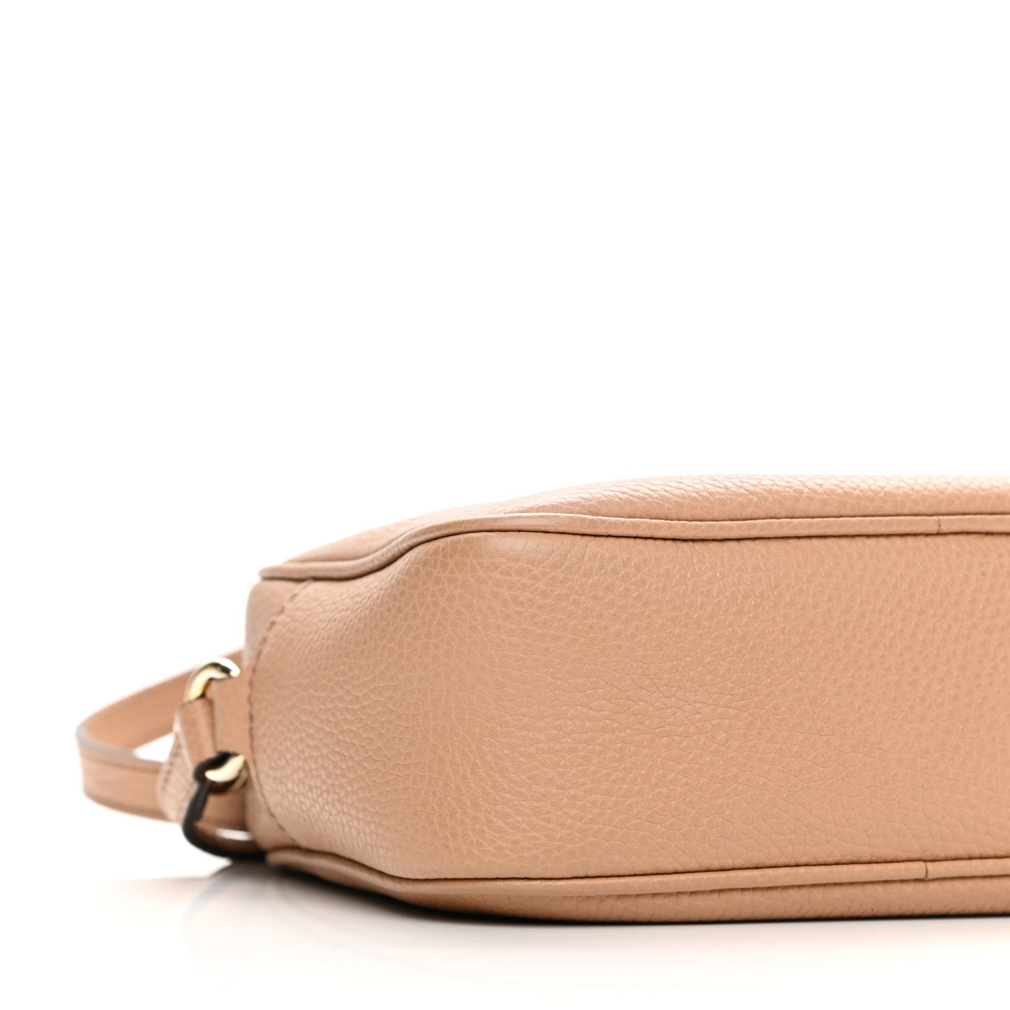 Pebbled Calfskin Small Soho Disco Bag Camelia