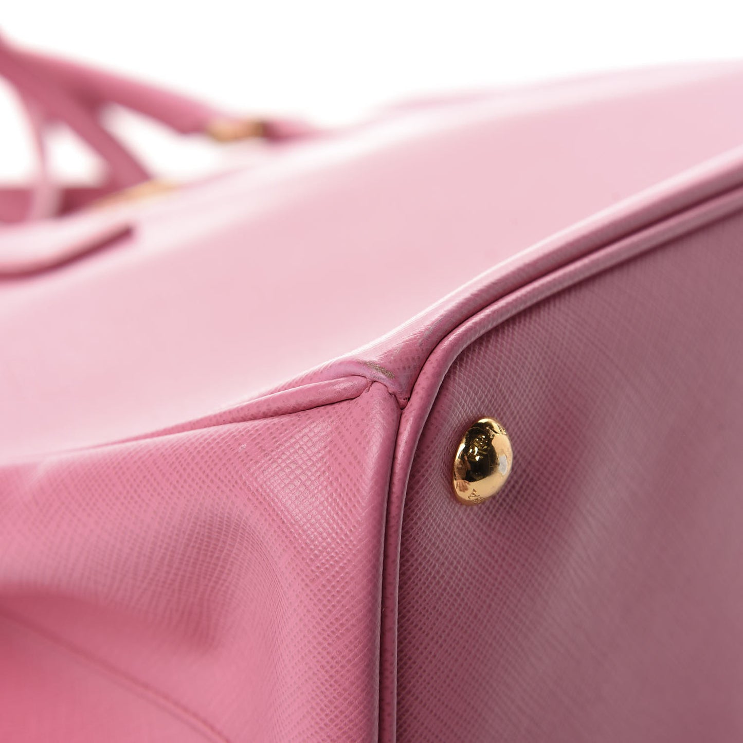 Saffiano Medium Galleria Double Zip Tote Geranio