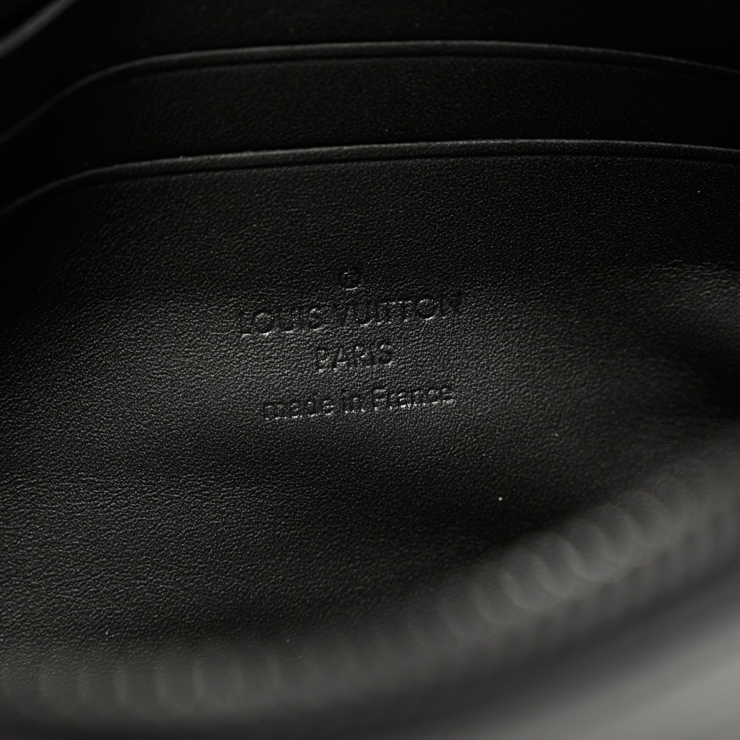 Calfskin Monogram Shadow Discovery Pochette PM Black