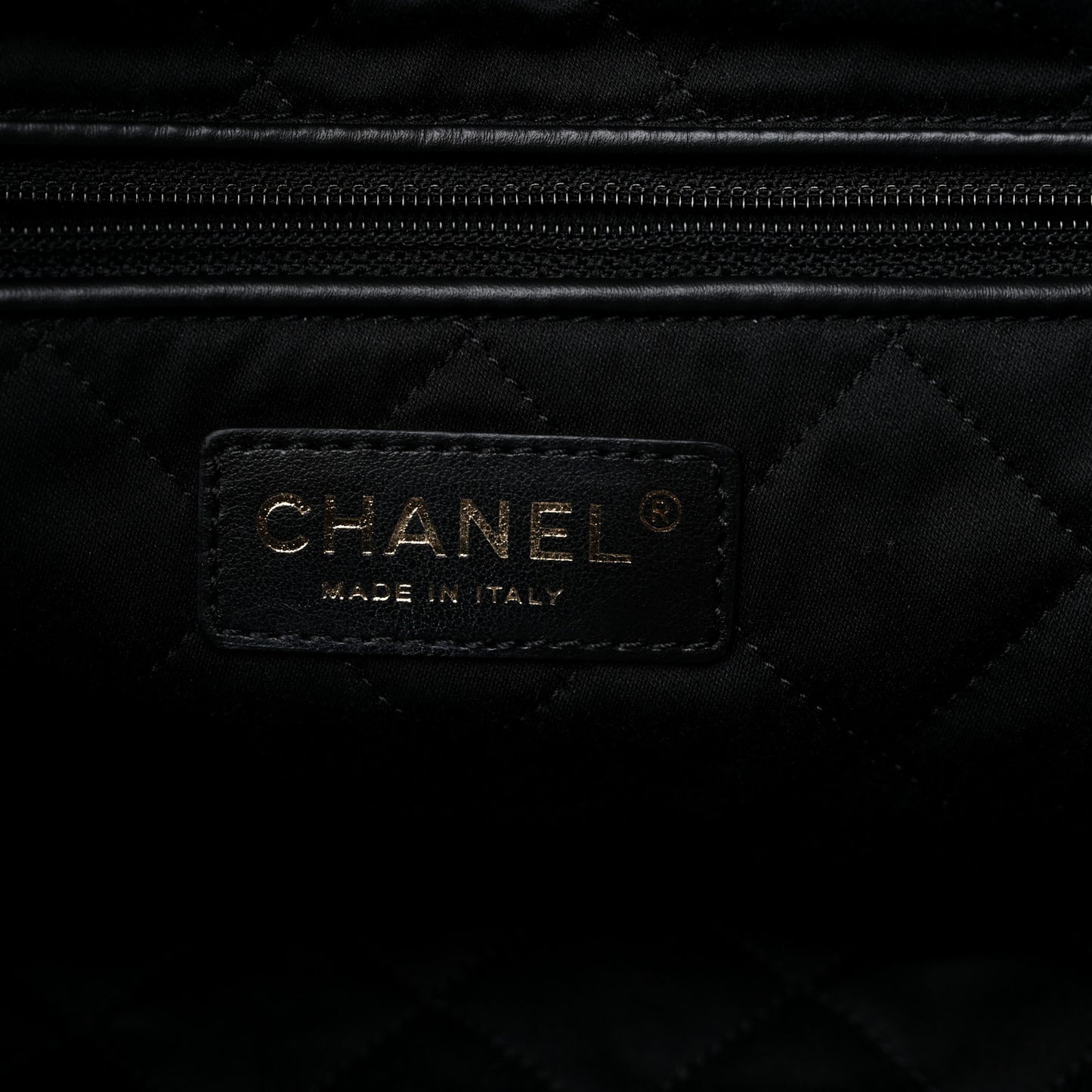 Shiny Calfskin Quilted Chanel 22 Backpack Black