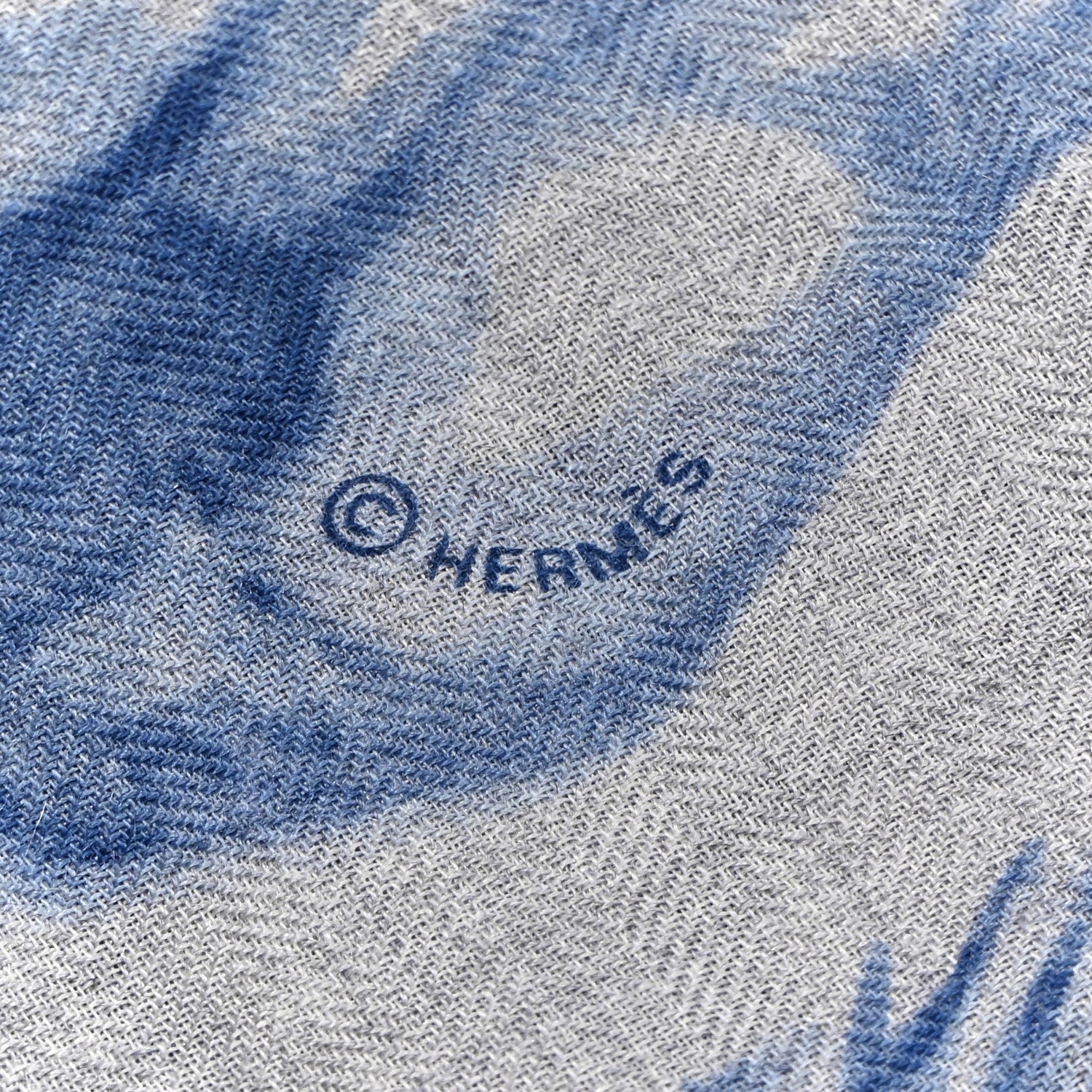 Hermes Cashmere Silk Dans L'atelier Shawl 140 2 of 3